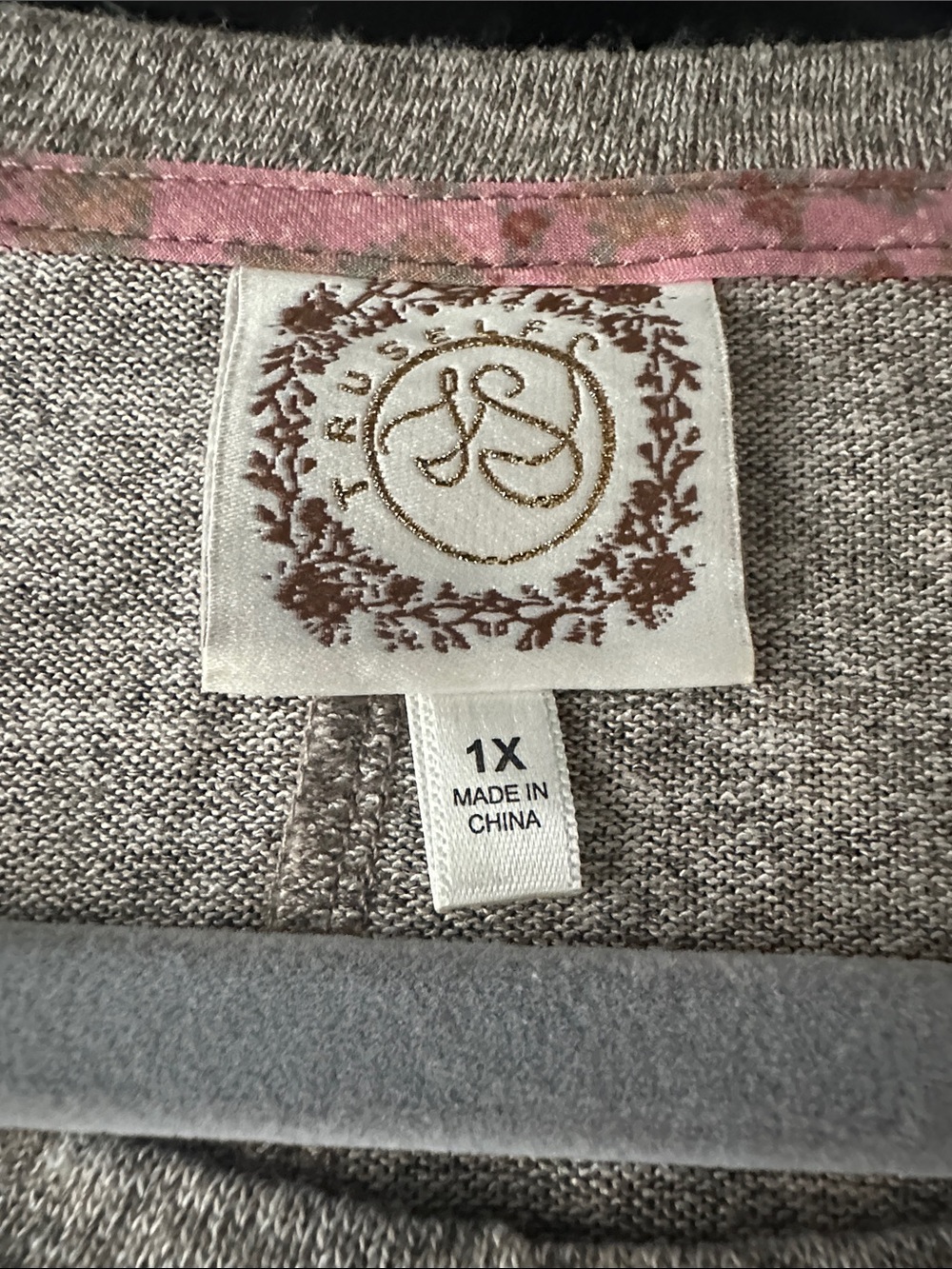 TruSelf Women's Heather Gray Crewneck Sweater - 1X